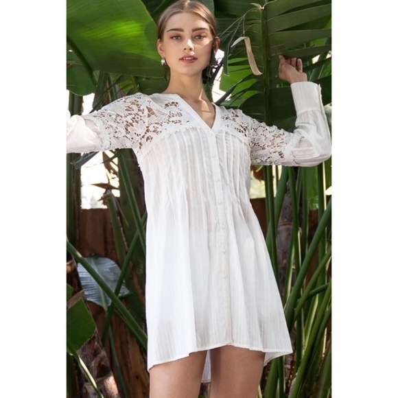 POL Ivory Woven Cotton and Lace Pleated Button Down Tunic Top - Picture 7 of 9